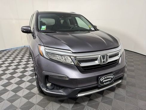 Used 2019 Honda Pilot Touring image 8