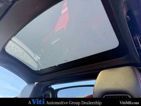 Used 2017 Mercedes-Benz SLC 300 image 23