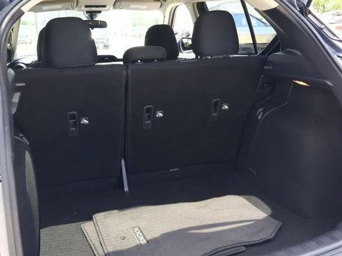 Used 2022 Nissan Kicks S FWD image 19