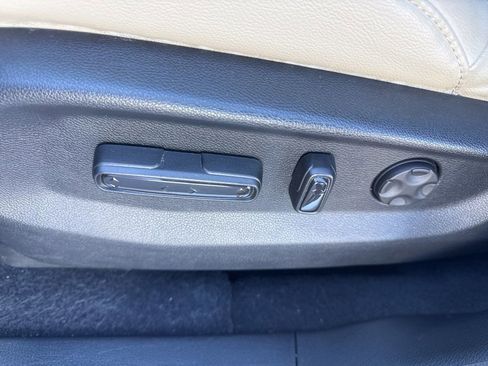 Used 2020 Honda CR-V EX-L image 25