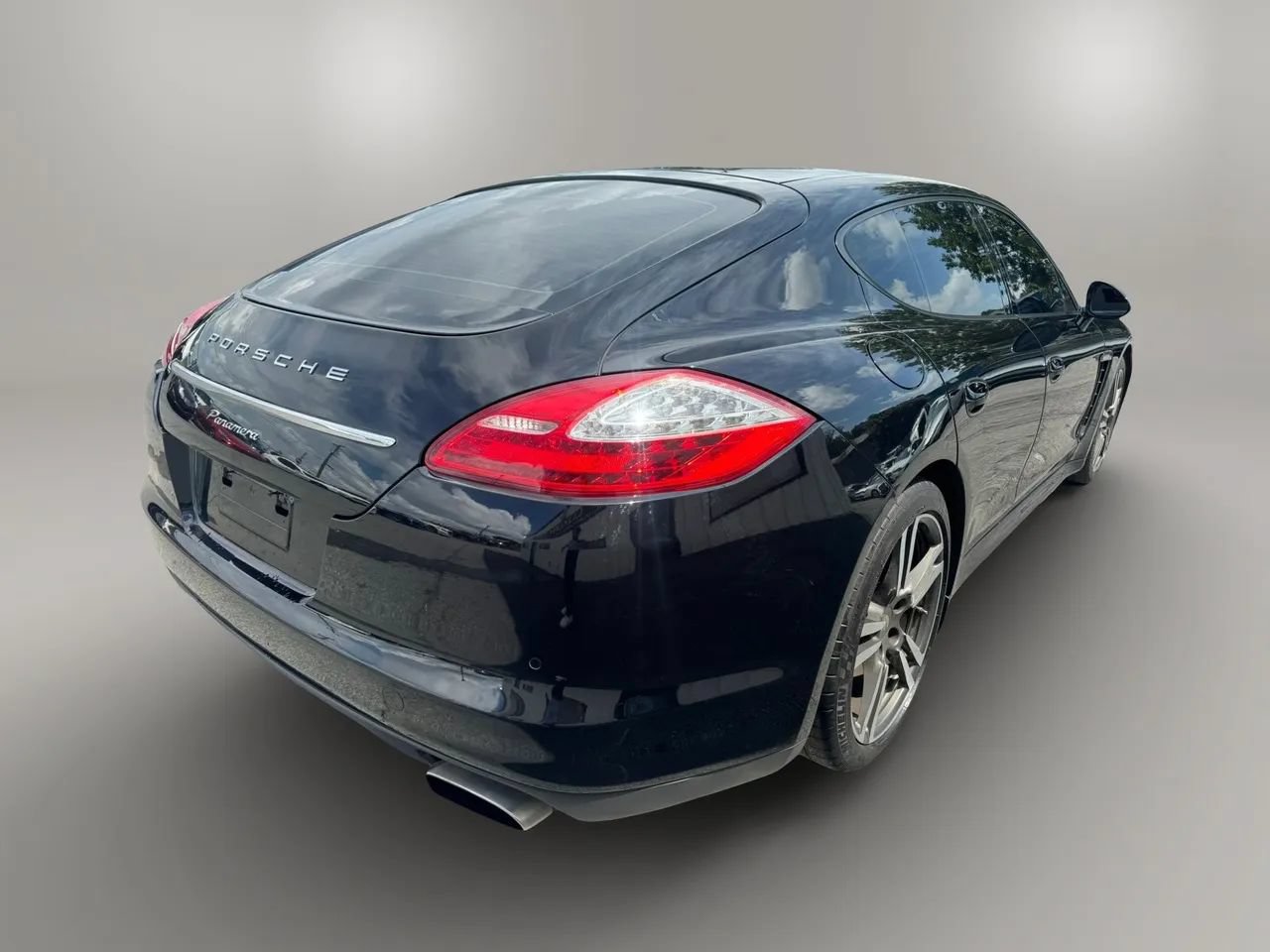Used 2012 Porsche Panamera image 8