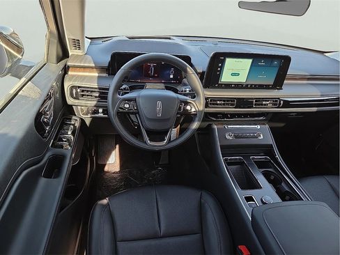 New 2026 Lincoln Aviator Reserve image 11