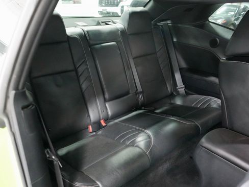 Used 2015 Dodge Challenger SRT Hellcat image 18