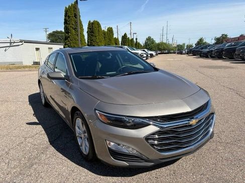 Used 2024 Chevrolet Malibu LT FWD image 7