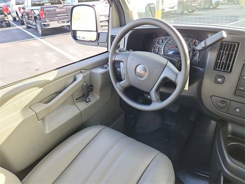 New 2025 GMC Savana 2500 w/ Driver Convenience Package image 17