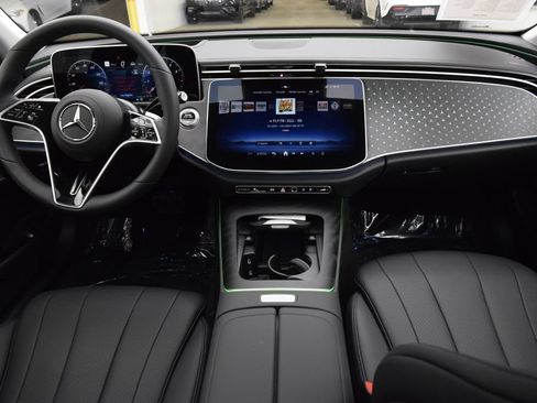 Used 2026 Mercedes-Benz E 350 4MATIC Sedan image 20