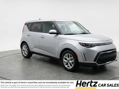 Used 2025 Kia Soul LX w/ LX Technology Package