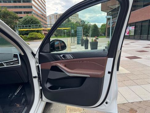 Used 2020 BMW X7 xDrive40i image 35