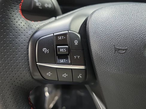 Used 2023 Ford Escape ST-Line w/ Tech Pack #1 AWD/4WD image 19