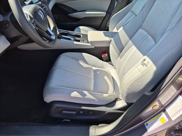Used 2019 Honda Accord EX image 16