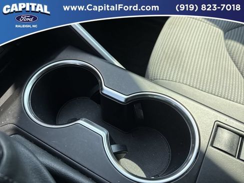 Used 2023 Toyota Highlander LE FWD image 31