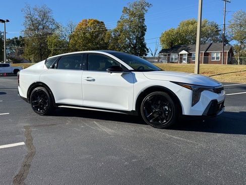 New 2025 Kia K4 GT-Line Turbo image 1