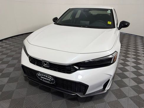 Used 2026 Honda Civic Sport image 2