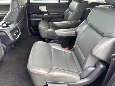Used 2025 Ford Expedition Max Active AWD/4WD image 14