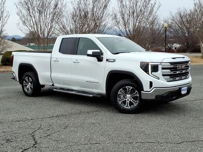 New 2026 GMC Sierra 1500 SLE w/ Preferred Package