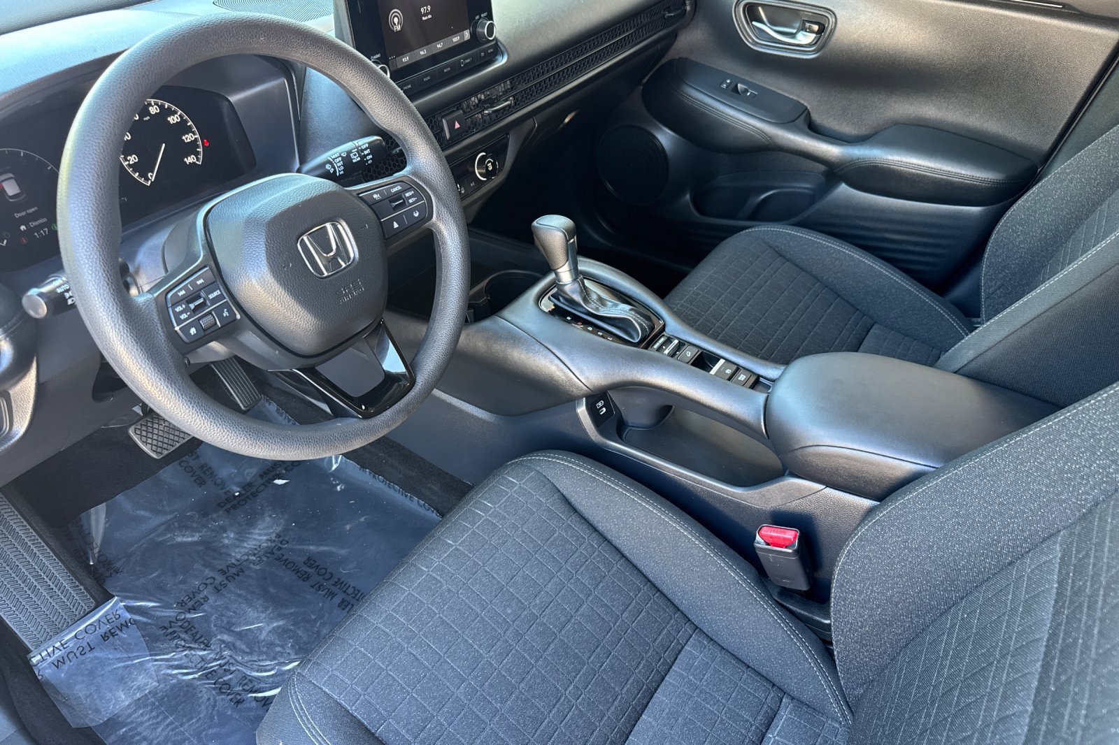 Used 2025 Honda HR-V LX image 10