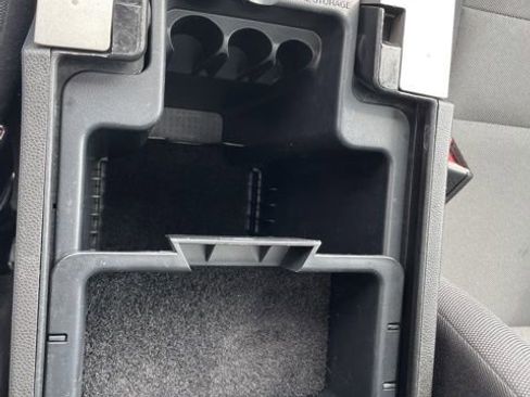 Used 2012 Ford Escape XLT image 30