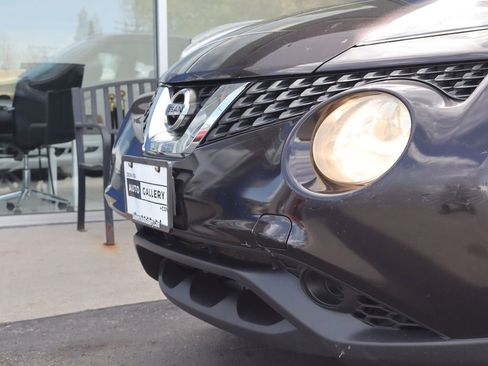 Used 2015 Nissan Juke SV w/ Technology Package image 26