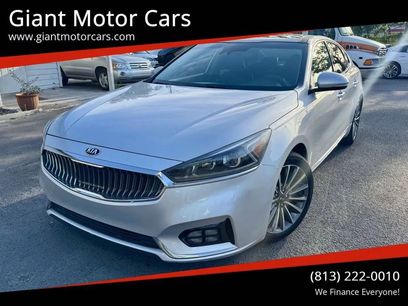 Used 2017 Kia Cadenza Technology