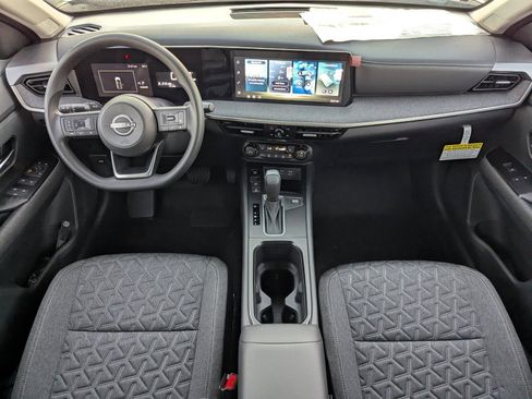 New 2026 Nissan Kicks SV w/ SV Premium Package FWD image 25