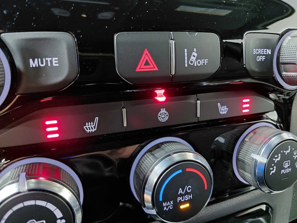 Used 2025 RAM 1500 Big Horn AWD/4WD image 20