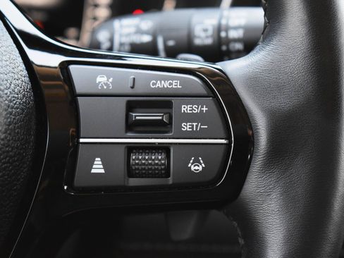 Used 2023 Honda Pilot Elite image 8