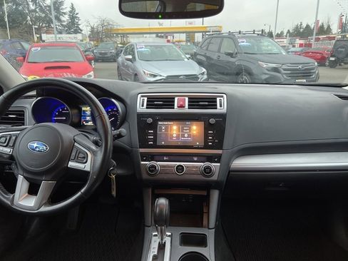 Used 2015 Subaru Outback 2.5i Premium image 5