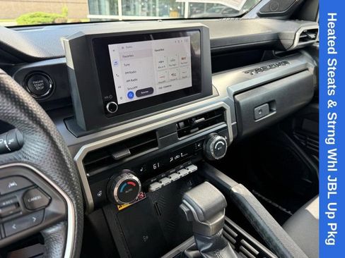 Used 2024 Toyota Tacoma SR5 AWD/4WD image 25