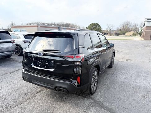 Used 2025 Subaru Forester Touring image 6