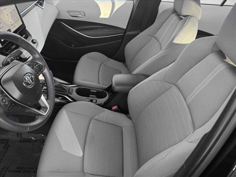 Certified 2025 Toyota Corolla SE image 10