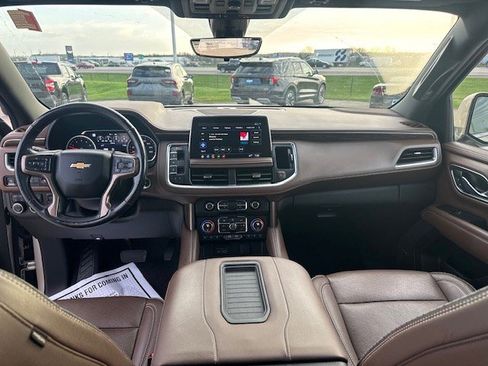 Used 2021 Chevrolet Suburban High Country image 35