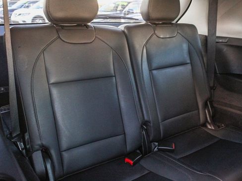 Used 2018 Acura MDX FWD image 26