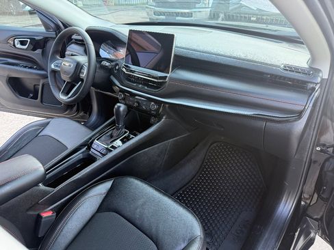 Used 2022 Jeep Compass Trailhawk image 15