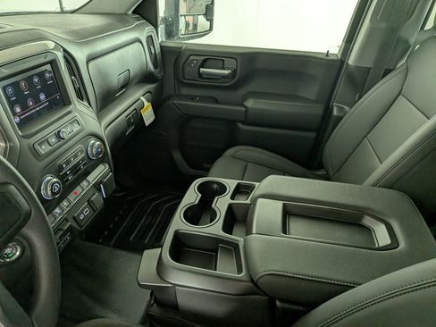 New 2025 GMC Sierra 3500 Pro w/ Convenience Package image 19