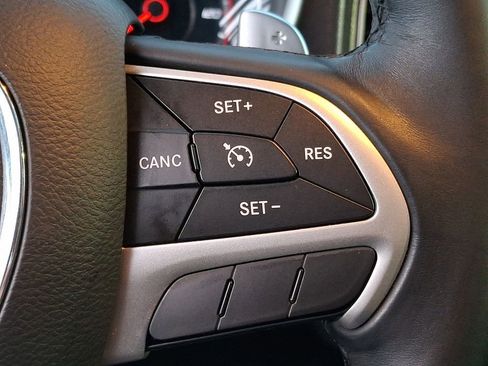 Used 2016 Dodge Charger SXT w/ AWD Plus Group image 18