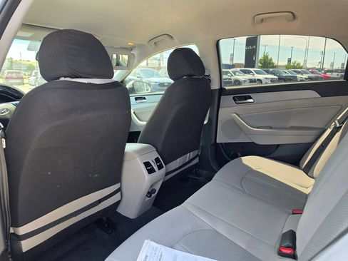 Used 2019 Hyundai Sonata SEL FWD image 11