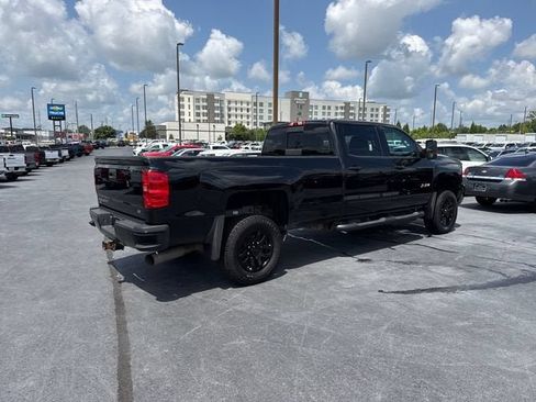 Used 2019 Chevrolet Silverado 2500 LTZ w/ Duramax Plus Package AWD/4WD image 3
