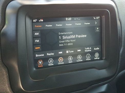 Used 2018 Jeep Renegade Latitude w/ Cold Weather Group AWD/4WD image 3