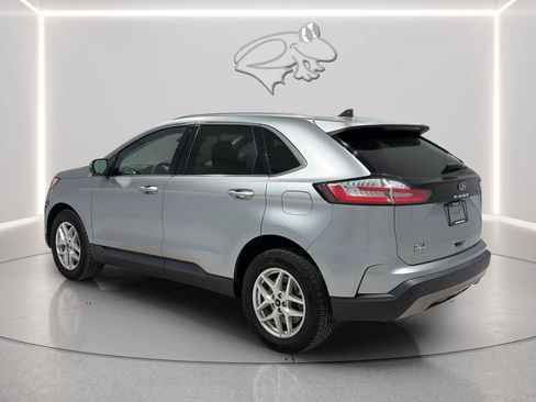 Used 2022 Ford Edge SEL AWD/4WD image 3