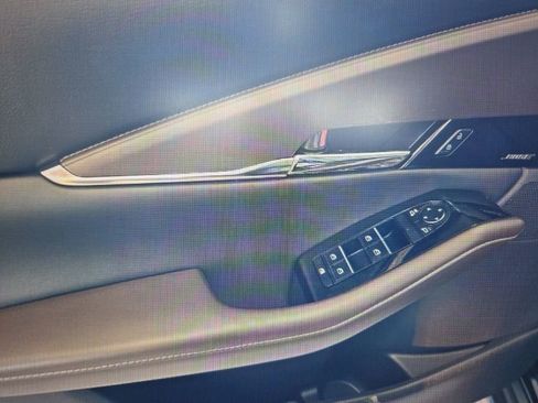 Used 2022 MAZDA CX-30 AWD 2.5 S w/ Premium Package image 11