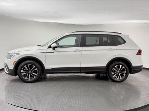 Used 2022 Volkswagen Tiguan S AWD/4WD image 3