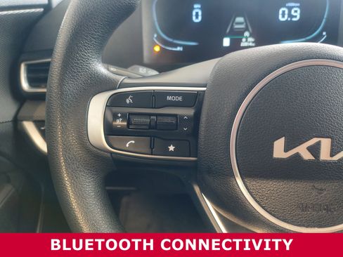 Used 2024 Kia Sportage LX image 10