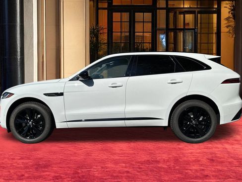 New 2026 Jaguar F-PACE R-Dynamic S image 3