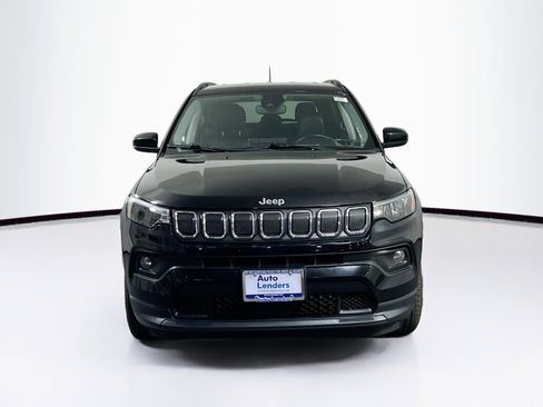 Used 2022 Jeep Compass Latitude AWD/4WD image 2