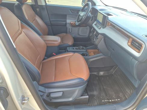 Used 2024 Ford Maverick Lariat FWD image 12