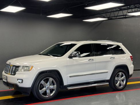 Used 2012 Jeep Grand Cherokee Limited w/ Luxury Group II image 1