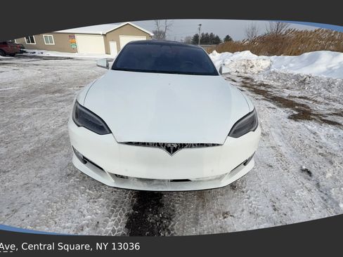 Used 2017 Tesla Model S 90D image 25
