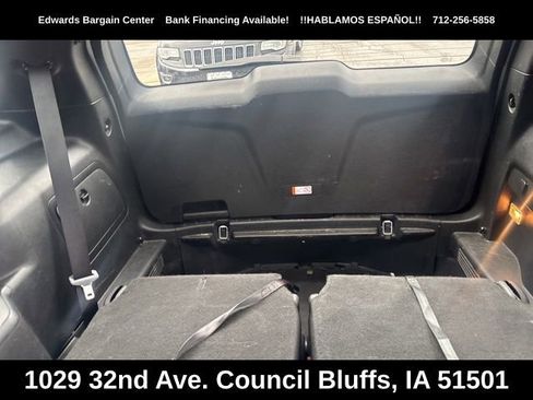 Used 2017 Ford Explorer XLT w/ Equipment Group 201A FWD image 15