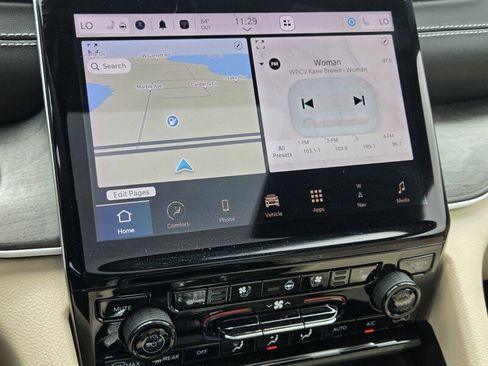 Certified 2024 Jeep Grand Cherokee Limited w/ Luxury Tech Group II AWD/4WD image 26