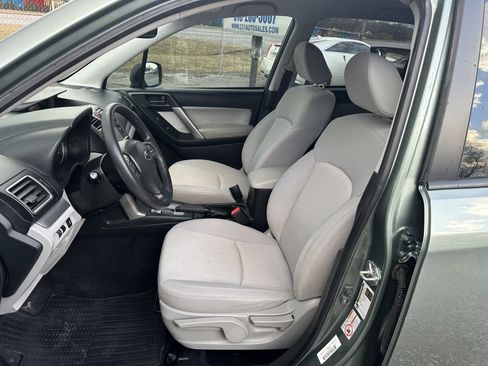 Used 2016 Subaru Forester 2.5i w/ Alloy Wheel Package image 15
